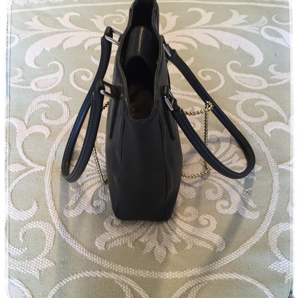 Coach Bonnie Legacy Bucket Bag. - Picture 4 of 7